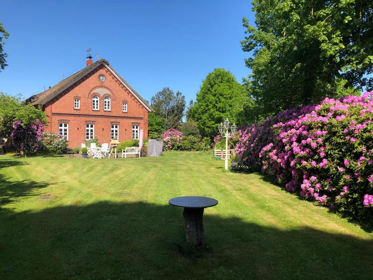 Gut Strackholt FeWo Seemannsgarn Grossefehn Exterior foto