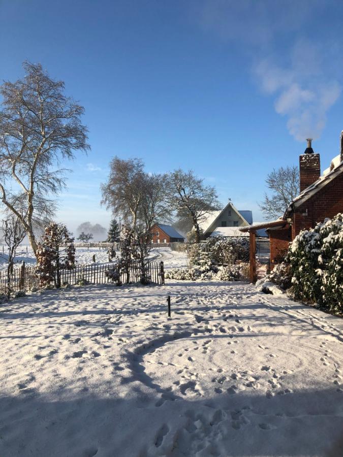 Gut Strackholt FeWo Seemannsgarn Grossefehn Exterior foto