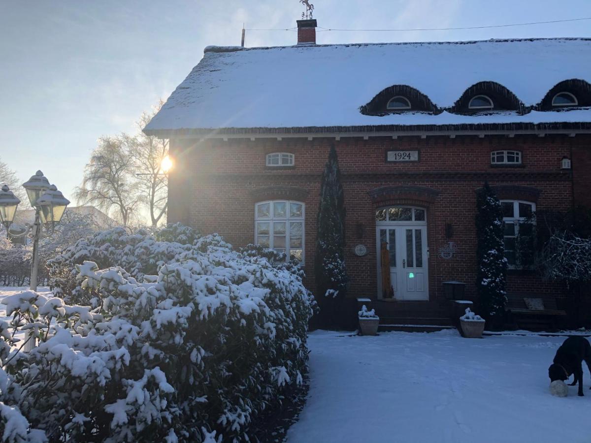 Gut Strackholt FeWo Seemannsgarn Grossefehn Exterior foto